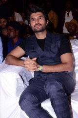 Maharshi Movie Pre Release Event